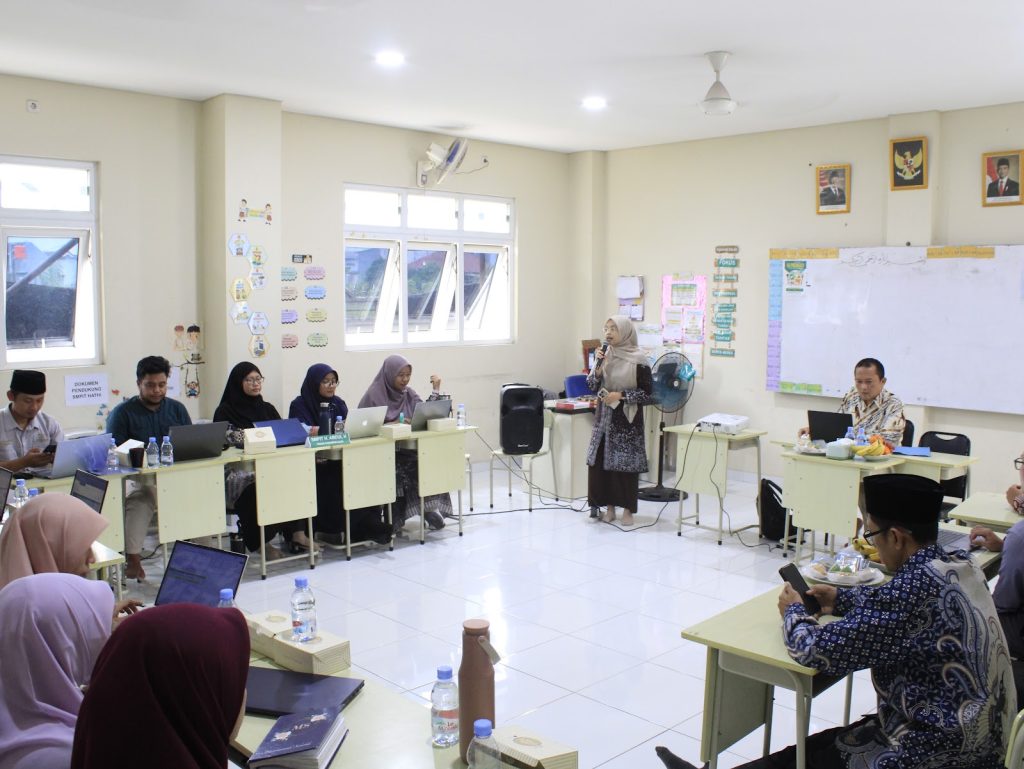 SDIT MoTHI Terima Kunjungan Tim Uji Petik BAN-PDM Provinsi Banten - dokumentasi 7