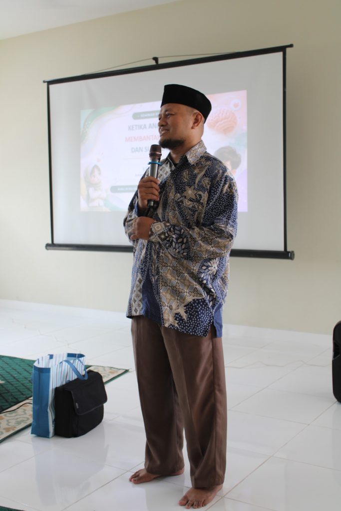 Komite Sekolah Gelar Kajian Parenting untuk Orang Tua Siswa - dokumentasi 4
